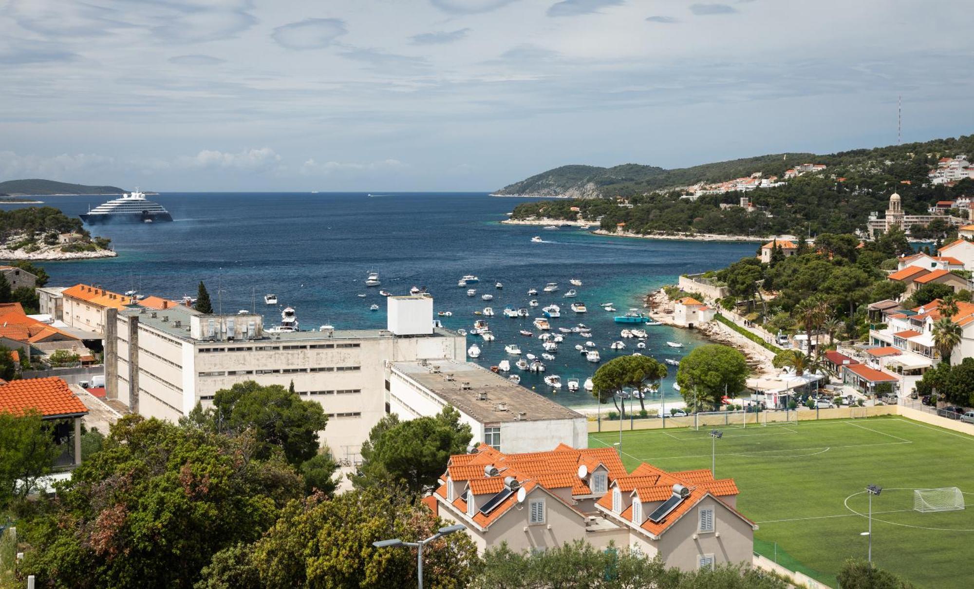Apartments Sunny Elza Hvar Town Exterior foto