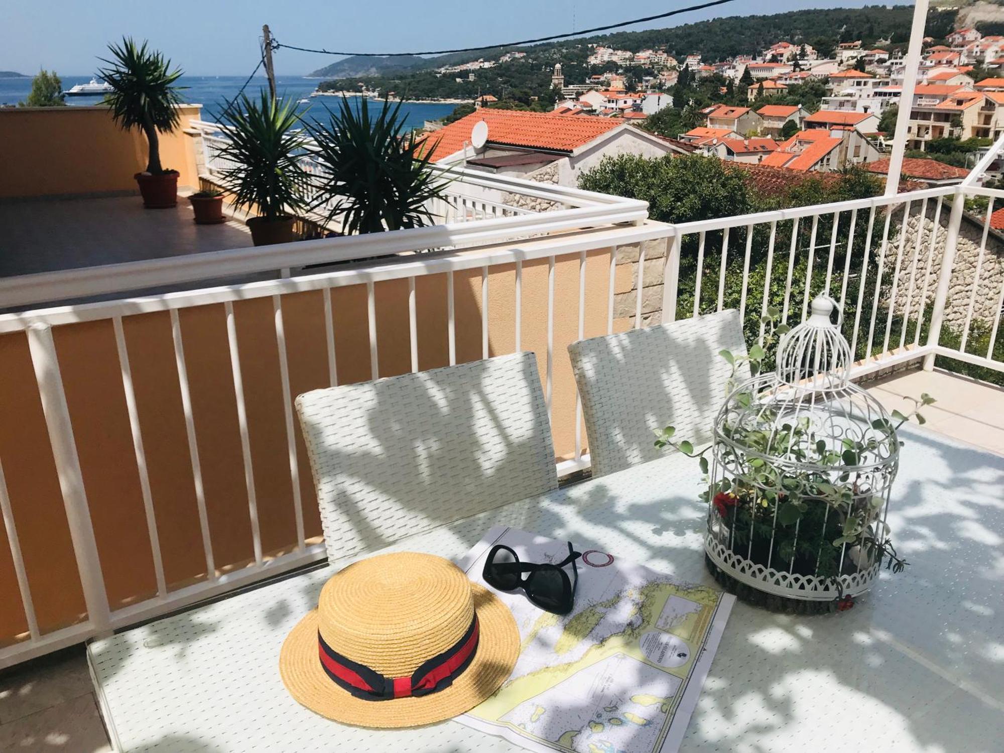 Apartments Sunny Elza Hvar Town Exterior foto